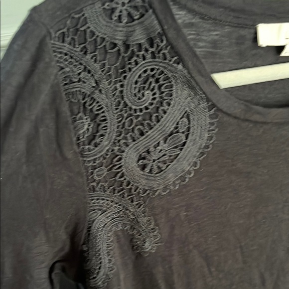 LOFT Black paisley detail Short Sleeve Tee - Picture 2 of 4